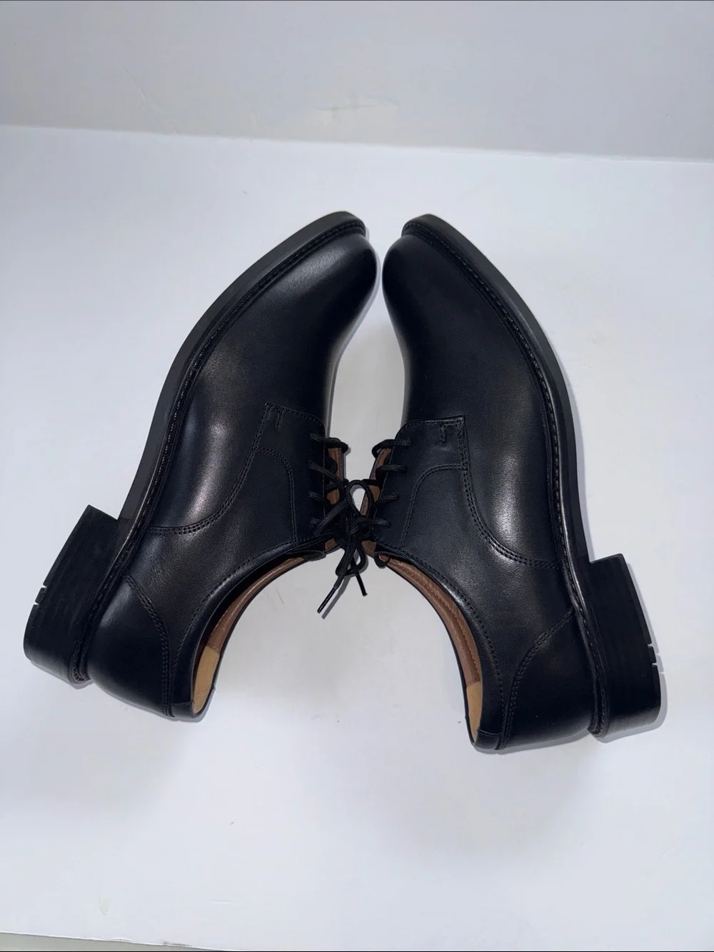 Johnston & Murphy Black Leather Derby Shoes